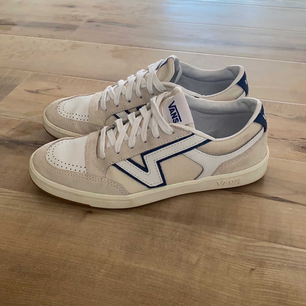 VANS Lowland 7.5, 9